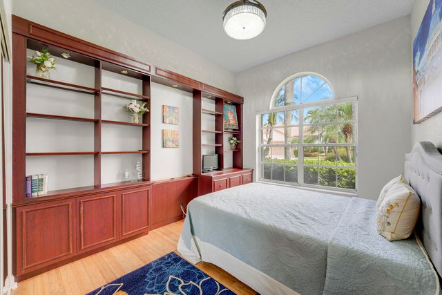 7136 ASHFORD Lane, Boynton Beach, FL 33472
