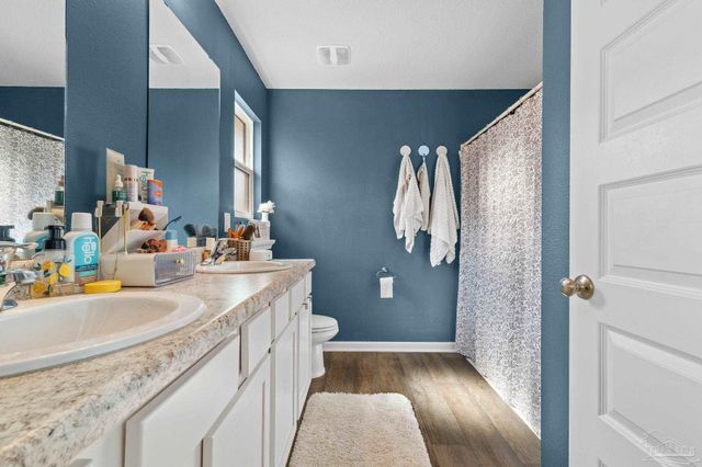 5528 Lancelot Tr, Milton, FL 32583