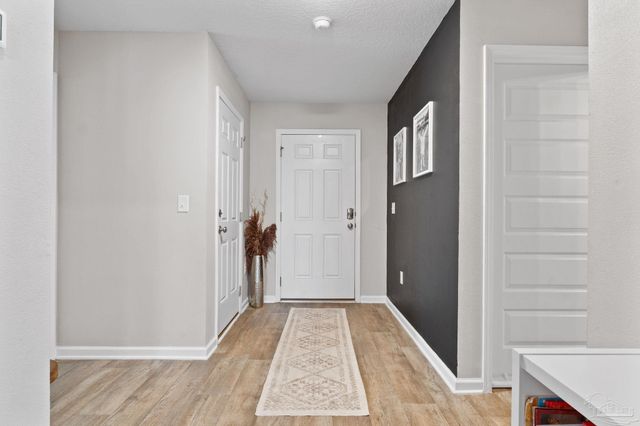 5528 Lancelot Tr, Milton, FL 32583