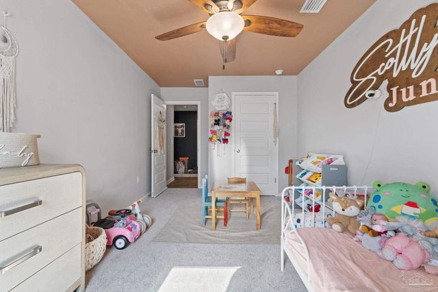 5528 Lancelot Tr, Milton, FL 32583