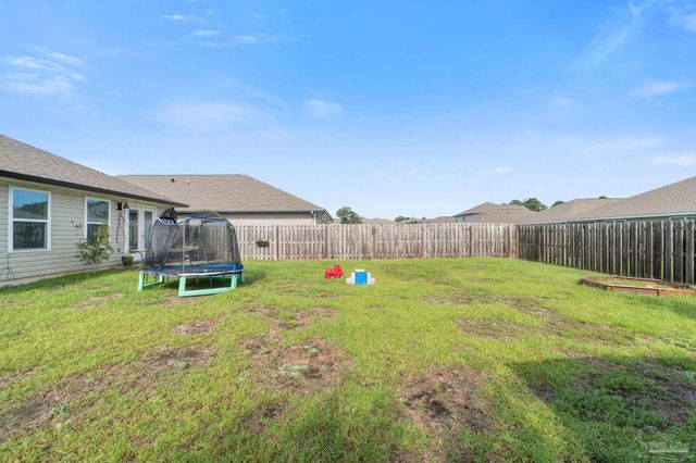 5528 Lancelot Tr, Milton, FL 32583