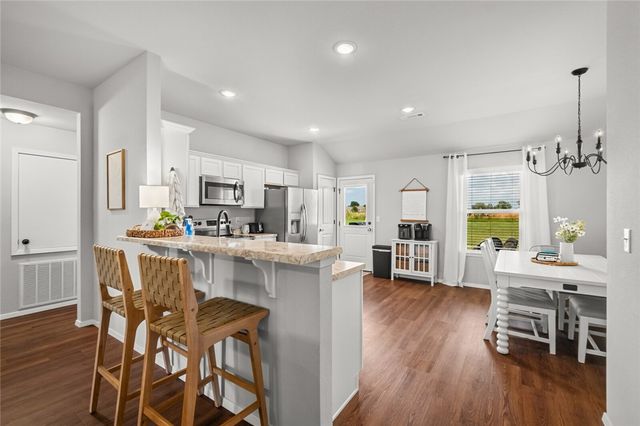 626 Woodcreek Loop, Lowell, AR 72745