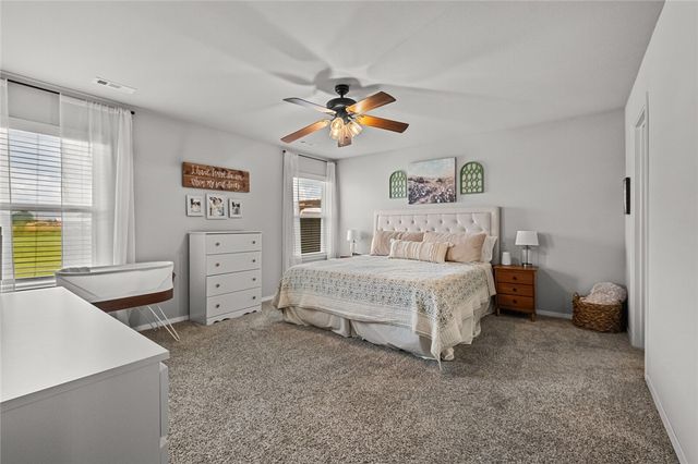 626 Woodcreek Loop, Lowell, AR 72745