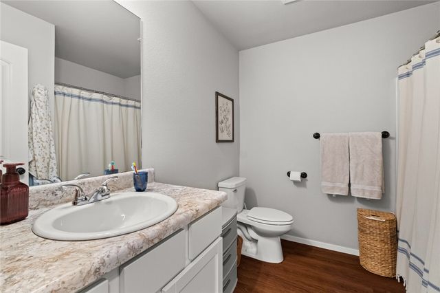 626 Woodcreek Loop, Lowell, AR 72745