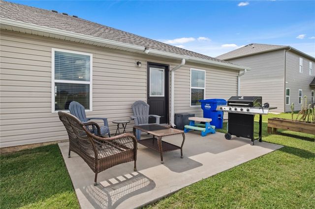 626 Woodcreek Loop, Lowell, AR 72745