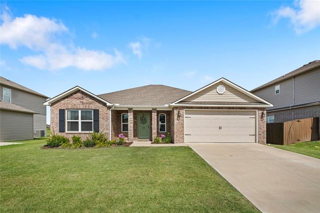 626 Woodcreek Loop, Lowell, AR 72745