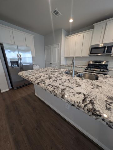 30454 Butternut Oak Lane, Magnolia, TX 77355