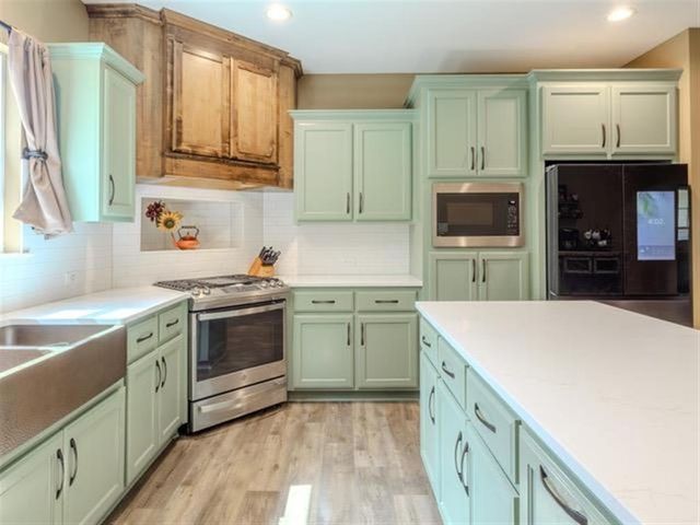 3193 Jennifer ln, Lake Charles, LA 70611