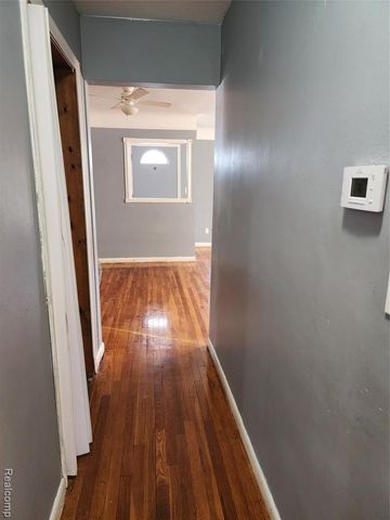 24643 Rosalind, Eastpointe, MI 48021