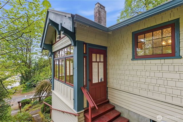 4903 S 31st Avenue, Seattle, WA 98108