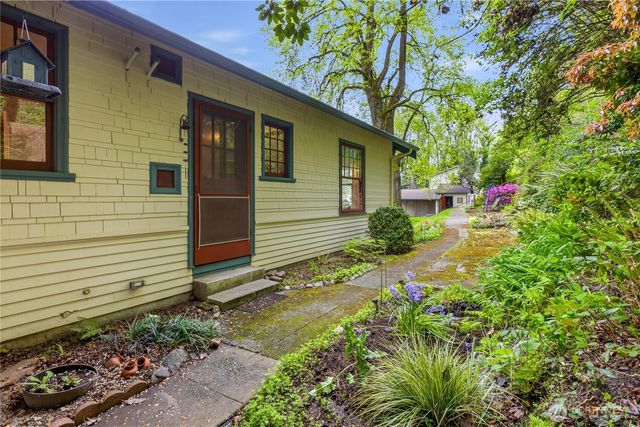 4903 S 31st Avenue, Seattle, WA 98108