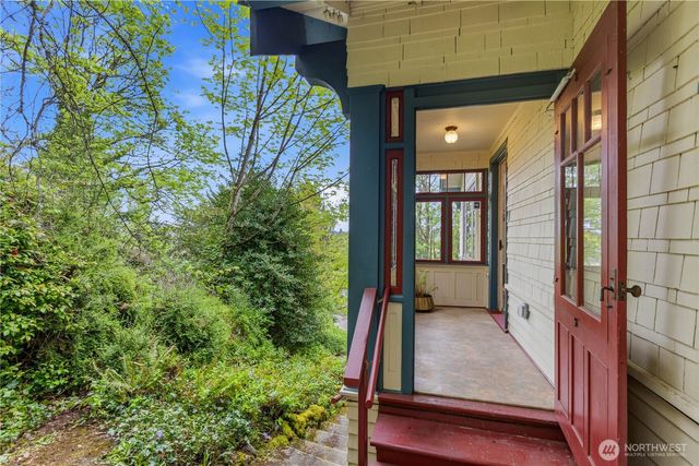 4903 S 31st Avenue, Seattle, WA 98108