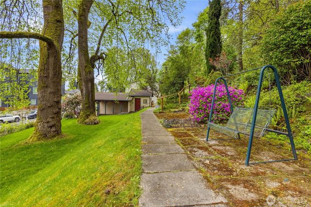 4903 S 31st Avenue, Seattle, WA 98108