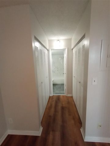 2771 Riverside Drive 511-a, Coral Springs, FL 33065