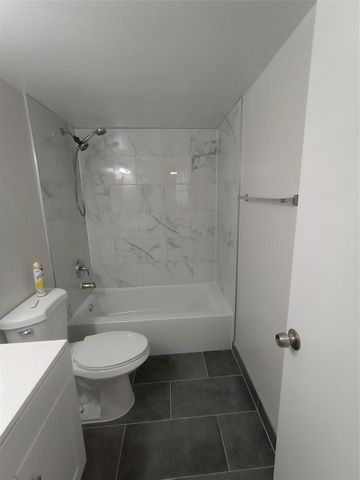 2771 Riverside Drive 511-a, Coral Springs, FL 33065