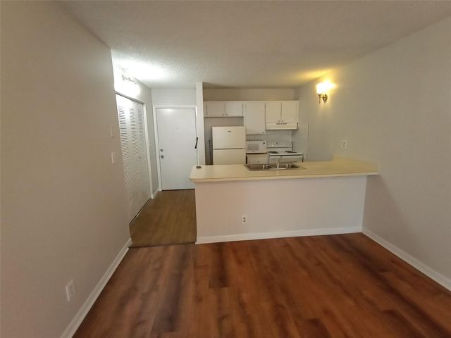 2771 Riverside Drive 511-a, Coral Springs, FL 33065