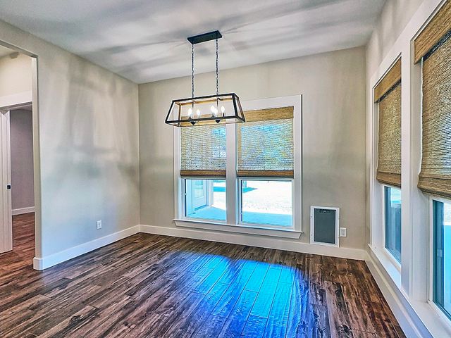 3347 Sabine Street, Athens, TX 75752