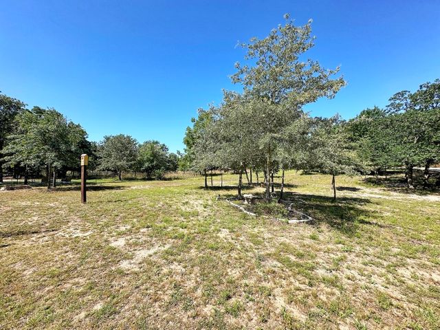 3347 Sabine Street, Athens, TX 75752