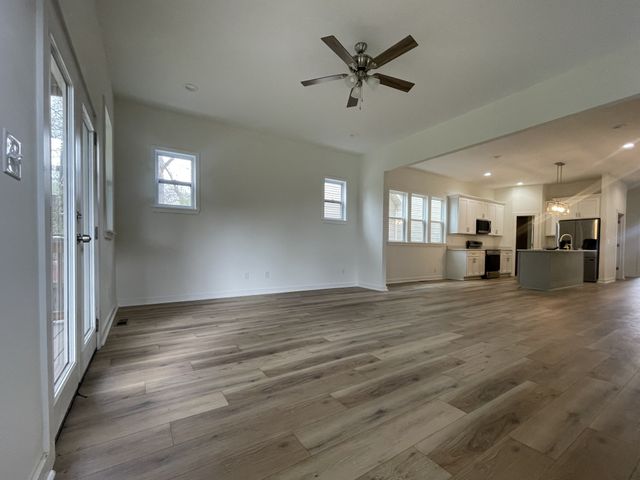 1533 Arthur Ave, Nashville, TN 37208