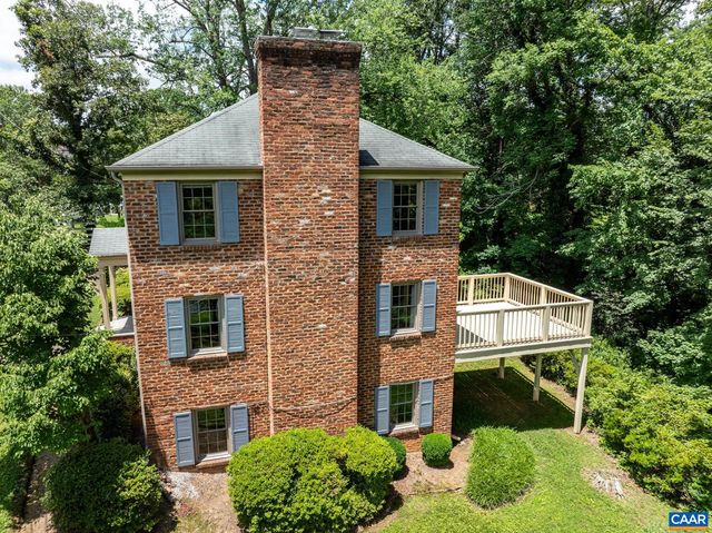 2402 BENNINGTON RD, Charlottesville, VA 22901
