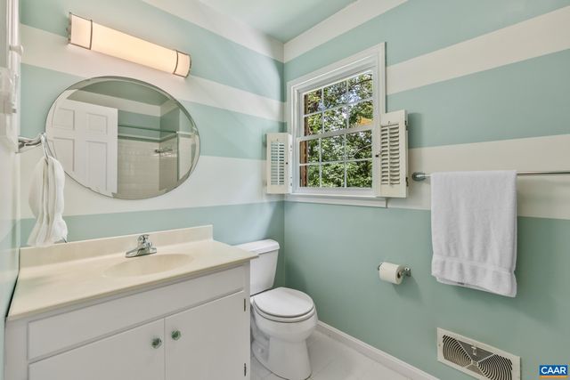 2402 BENNINGTON RD, Charlottesville, VA 22901