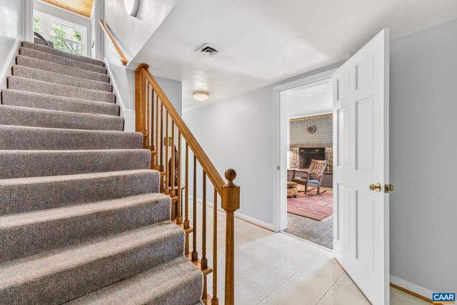 2402 BENNINGTON RD, Charlottesville, VA 22901