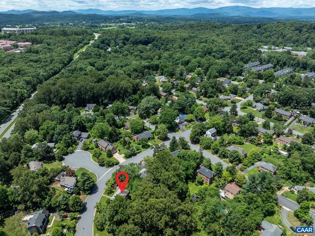 2402 BENNINGTON RD, Charlottesville, VA 22901