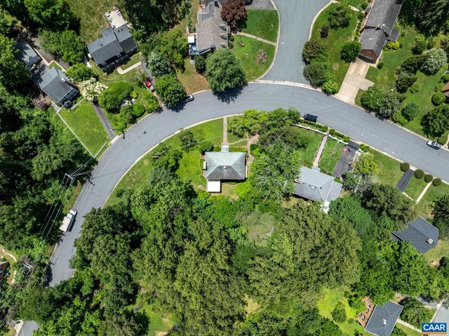 2402 BENNINGTON RD, Charlottesville, VA 22901