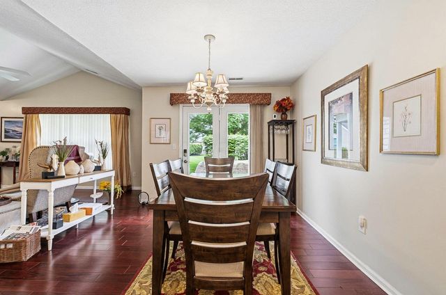 7849 Meadowlark Lane N, Building 19, Reynoldsburg, OH 43068