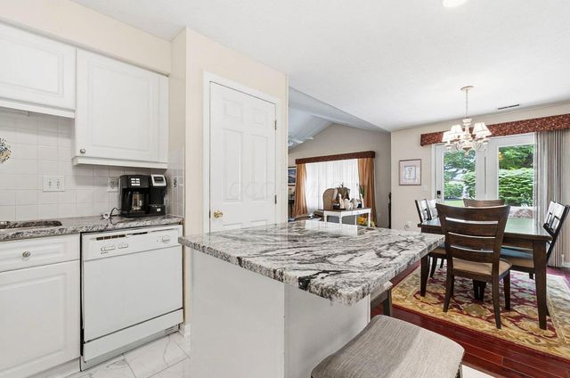 7849 Meadowlark Lane N, Building 19, Reynoldsburg, OH 43068