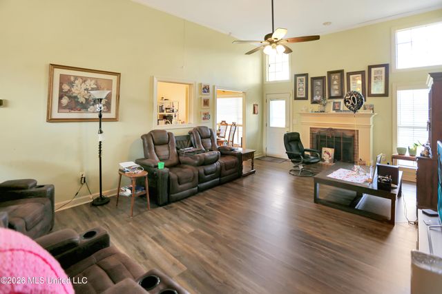 373 Avalon Way, Brandon, MS 39047