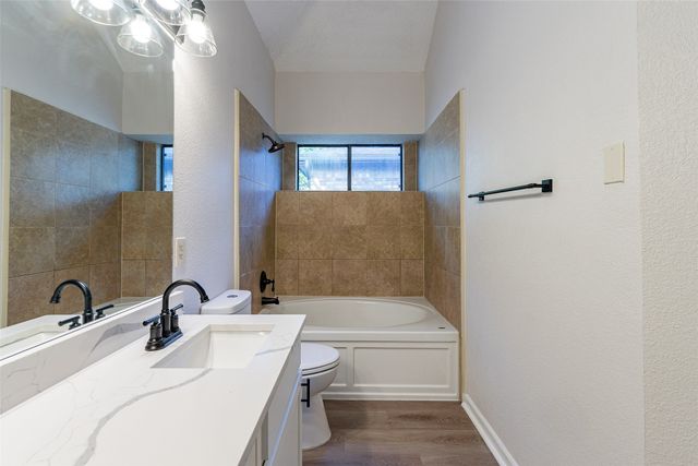 2203 Greenview Drive, Carrollton, TX 75010