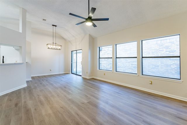 2203 Greenview Drive, Carrollton, TX 75010
