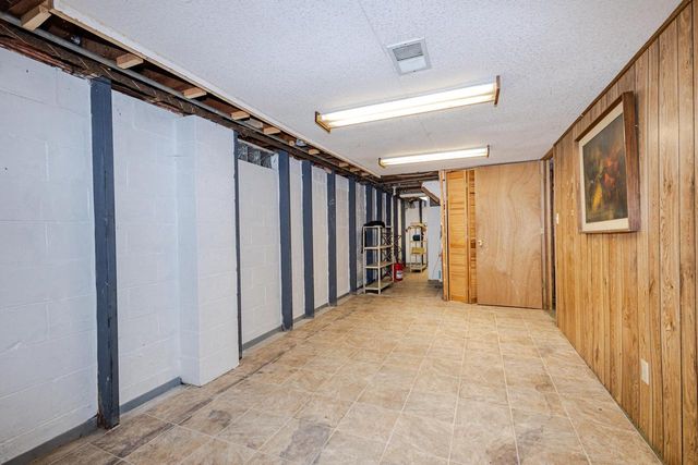 8824 W Harrison AVENUE, West Allis, WI 53227