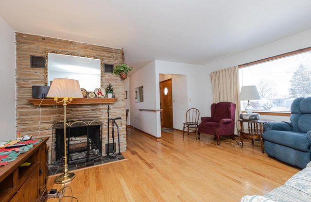 8824 W Harrison AVENUE, West Allis, WI 53227