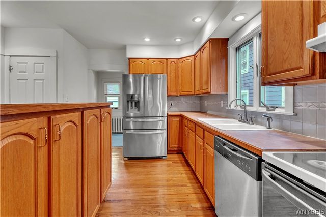 77 Fordham Drive, Buffalo, NY 14216