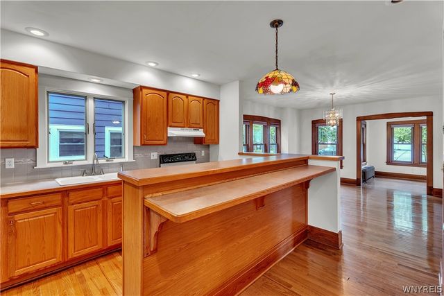 77 Fordham Drive, Buffalo, NY 14216