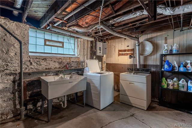 77 Fordham Drive, Buffalo, NY 14216