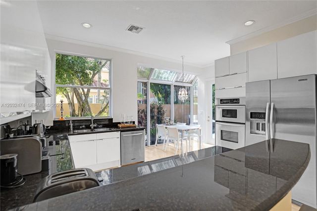 3718 NE 208th Street 3718, Aventura, FL 33180
