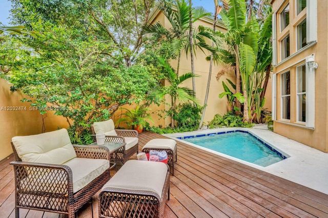 3718 NE 208th Street 3718, Aventura, FL 33180