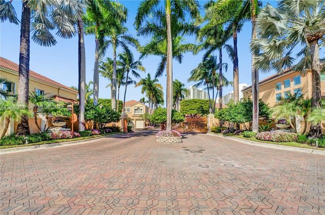 3718 NE 208th Street 3718, Aventura, FL 33180