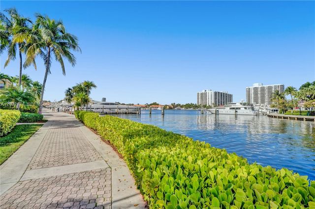 3718 NE 208th Street 3718, Aventura, FL 33180