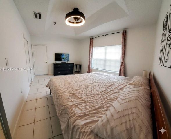 10273 SW 162nd Court, Miami, FL 33196