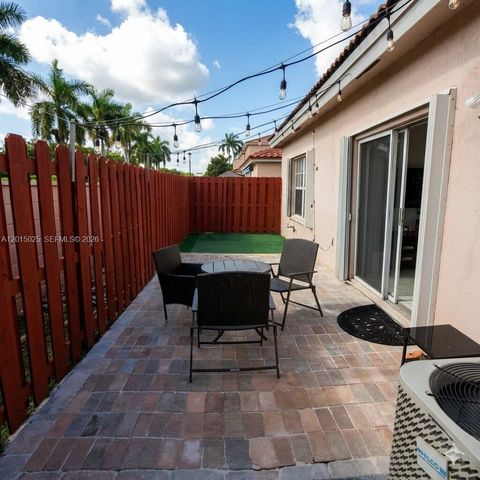 10273 SW 162nd Court, Miami, FL 33196