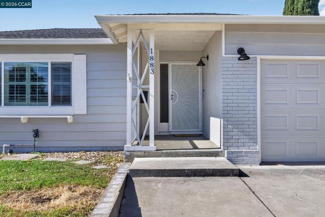 1883 Lynwood Dr, Concord, CA 94519