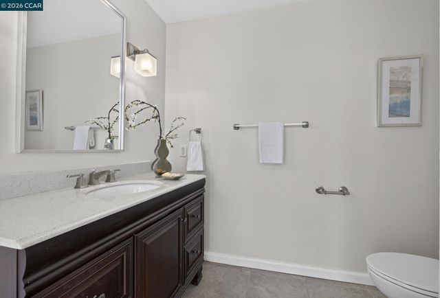1883 Lynwood Dr, Concord, CA 94519