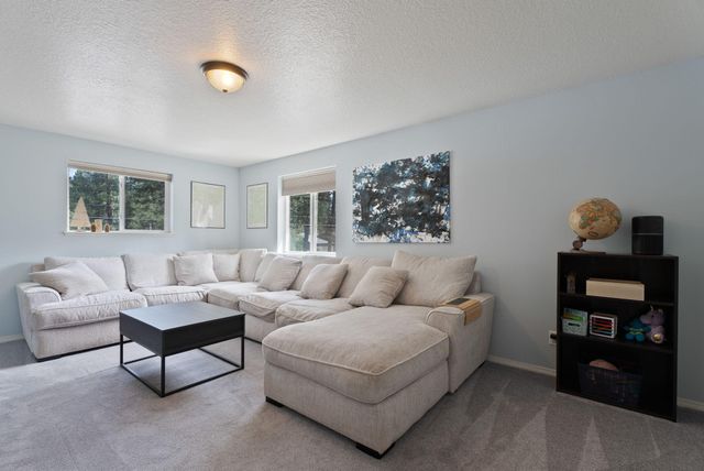 60488 Umatilla Circle, Bend, OR 97702