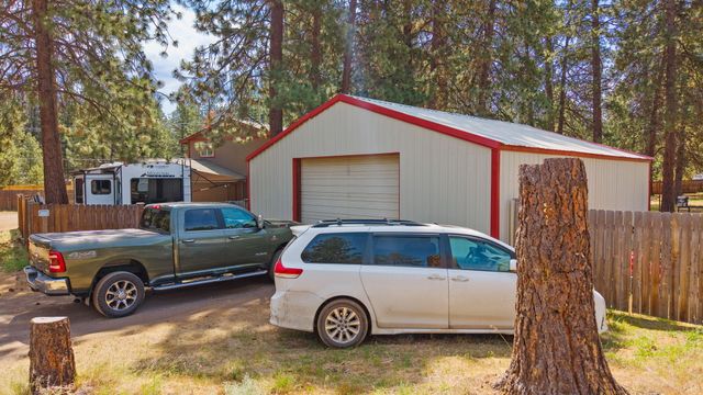 60488 Umatilla Circle, Bend, OR 97702