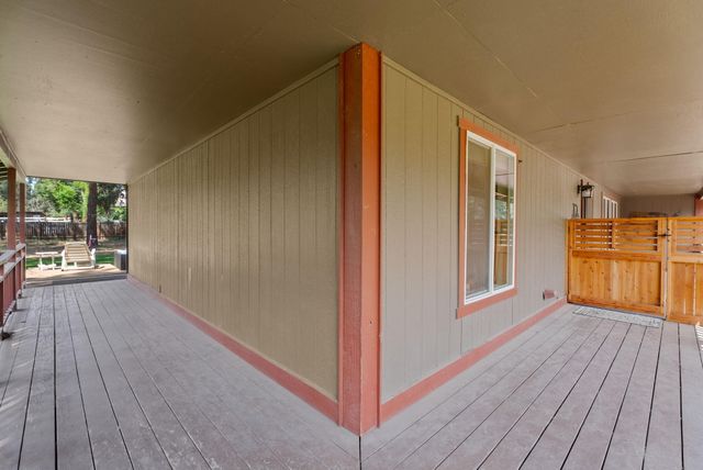 60488 Umatilla Circle, Bend, OR 97702