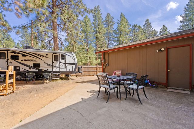 60488 Umatilla Circle, Bend, OR 97702